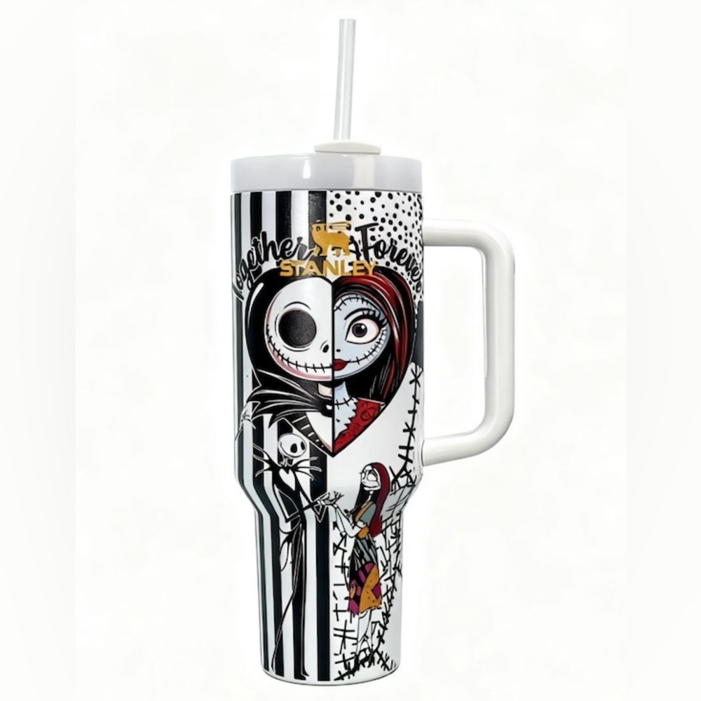Stanley Flowstate Tumbler in Brown The Nightmare Before Christmas